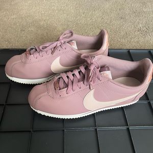 Womens Classic Cortez Leather
